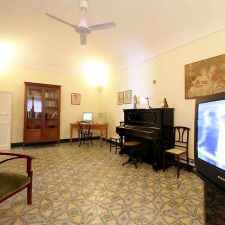 Hotel Novecento Trapani Esterno foto