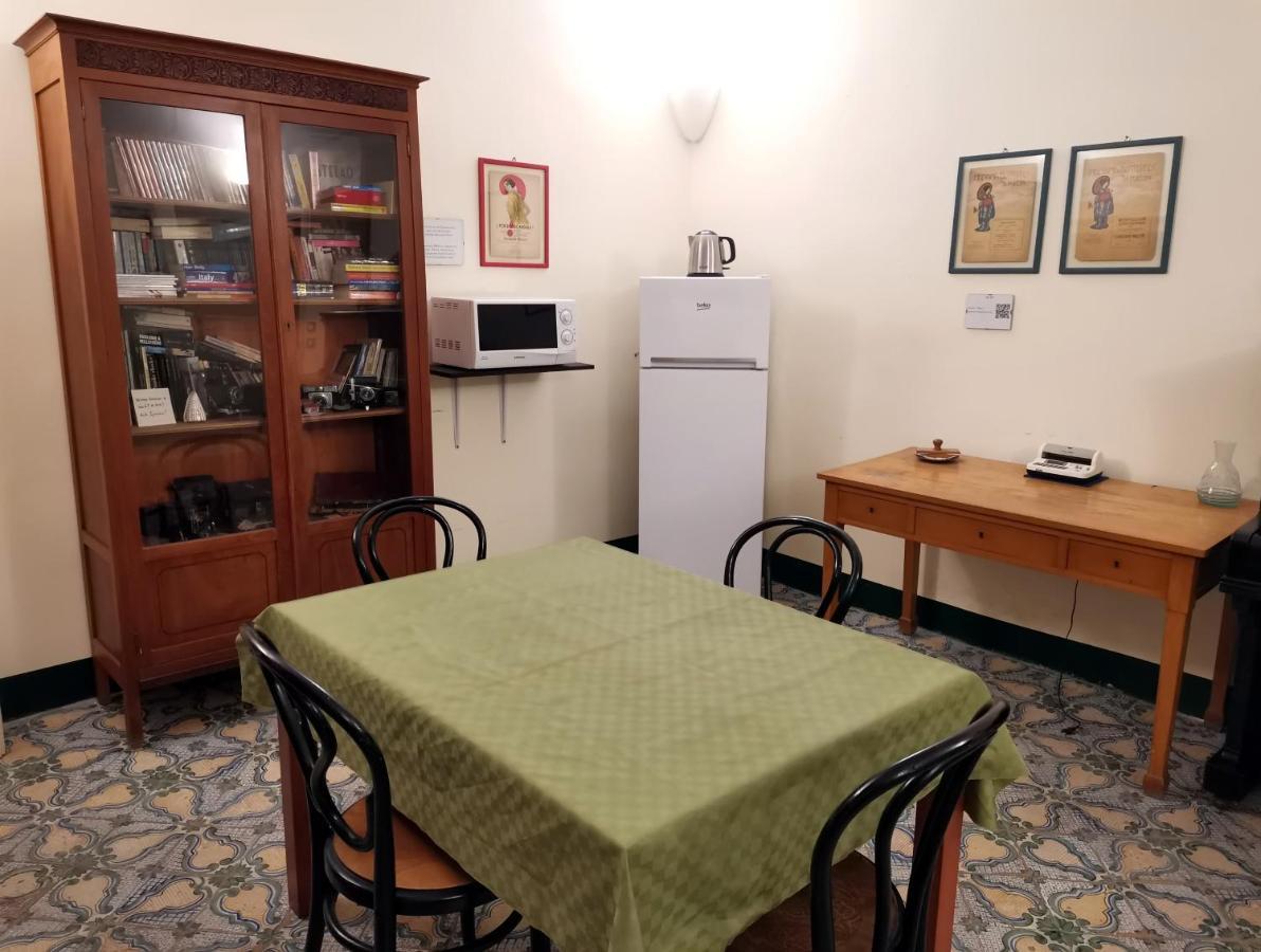 Hotel Novecento Trapani Esterno foto